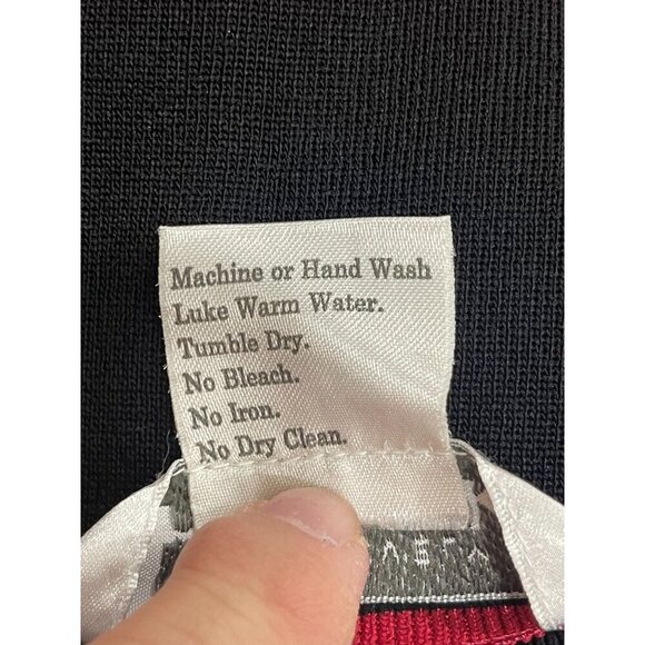 Exclusively Misook Women's Black & Red V-Neck Tunic Length Sweater Size XS - Picture 5 of 6